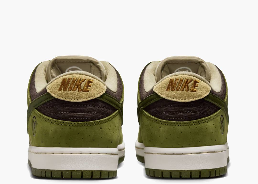 Dunk Low SB Yuto Horigome Asparagus